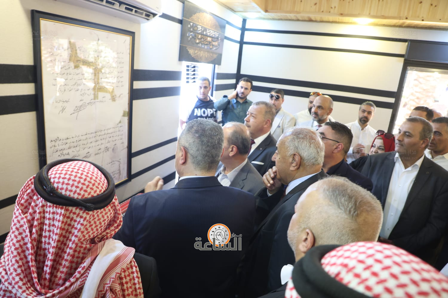 Madar Al-Saa Images 0.9645759547784147