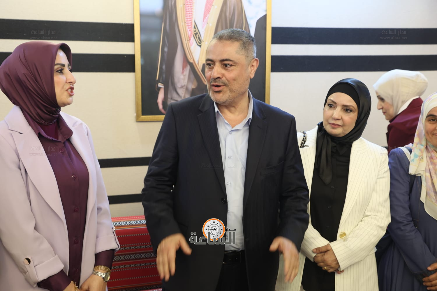 Madar Al-Saa Images 0.02215092733525581