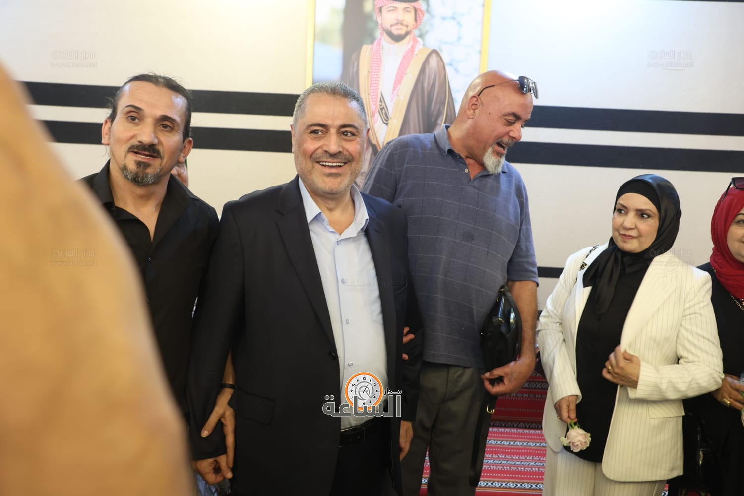 Madar Al-Saa Images 0.15121446527366722