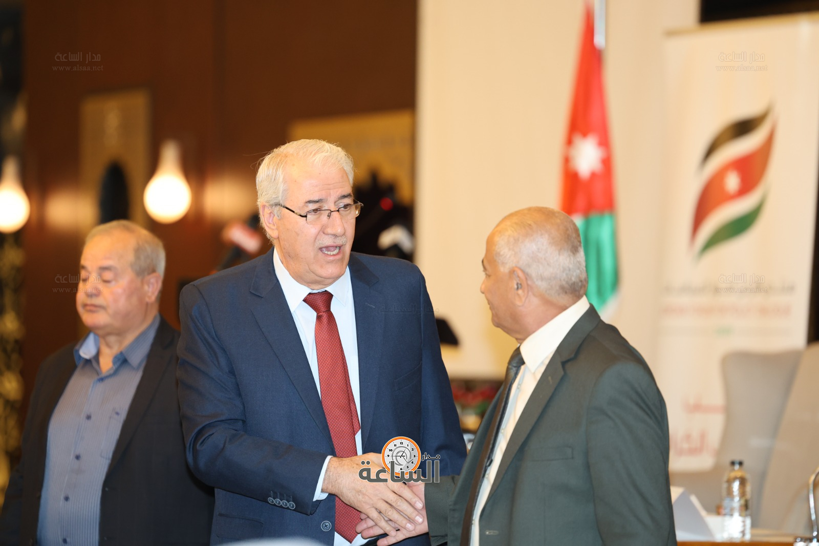 Madar Al-Saa Images 0.15027361431898245