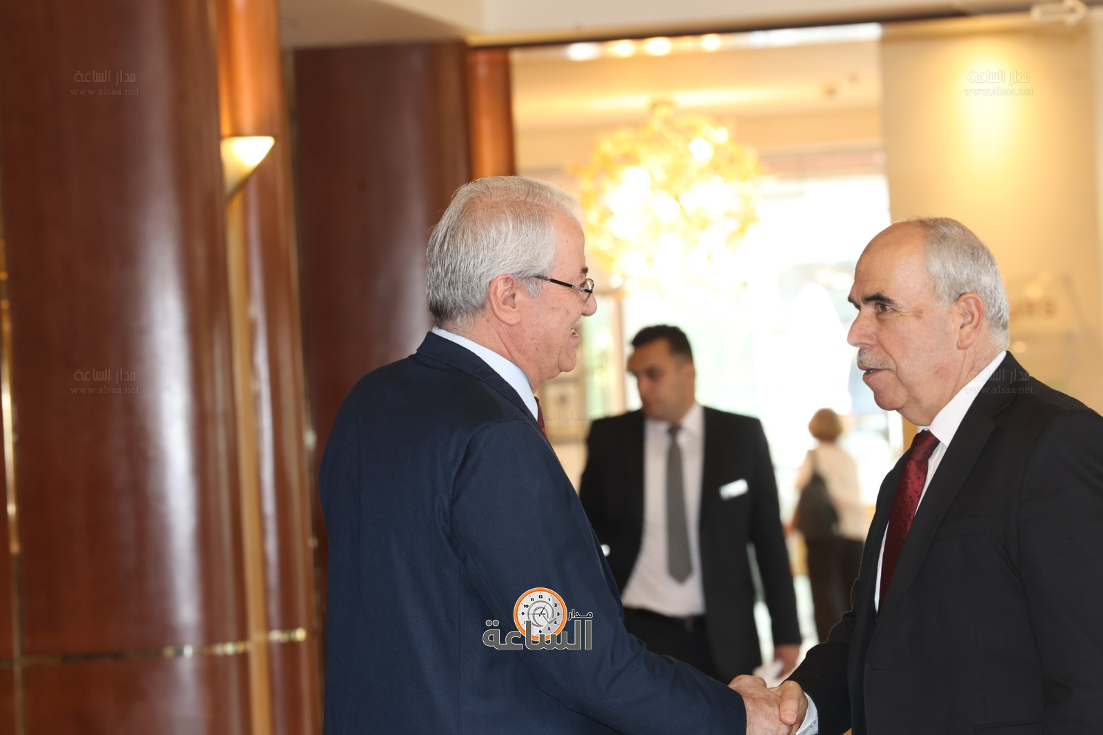 Madar Al-Saa Images 0.10880278440253022