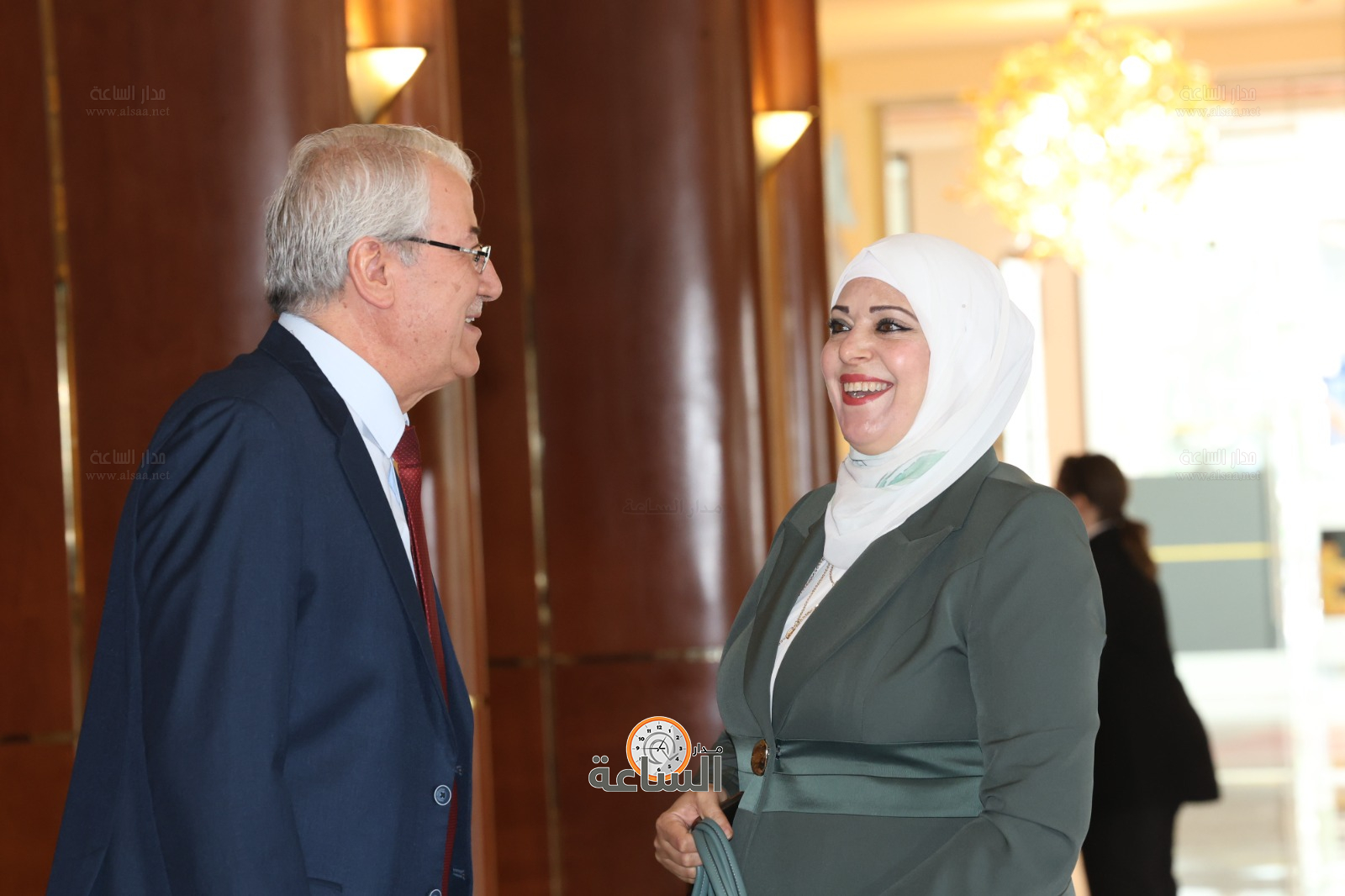 Madar Al-Saa Images 0.3548859925094635