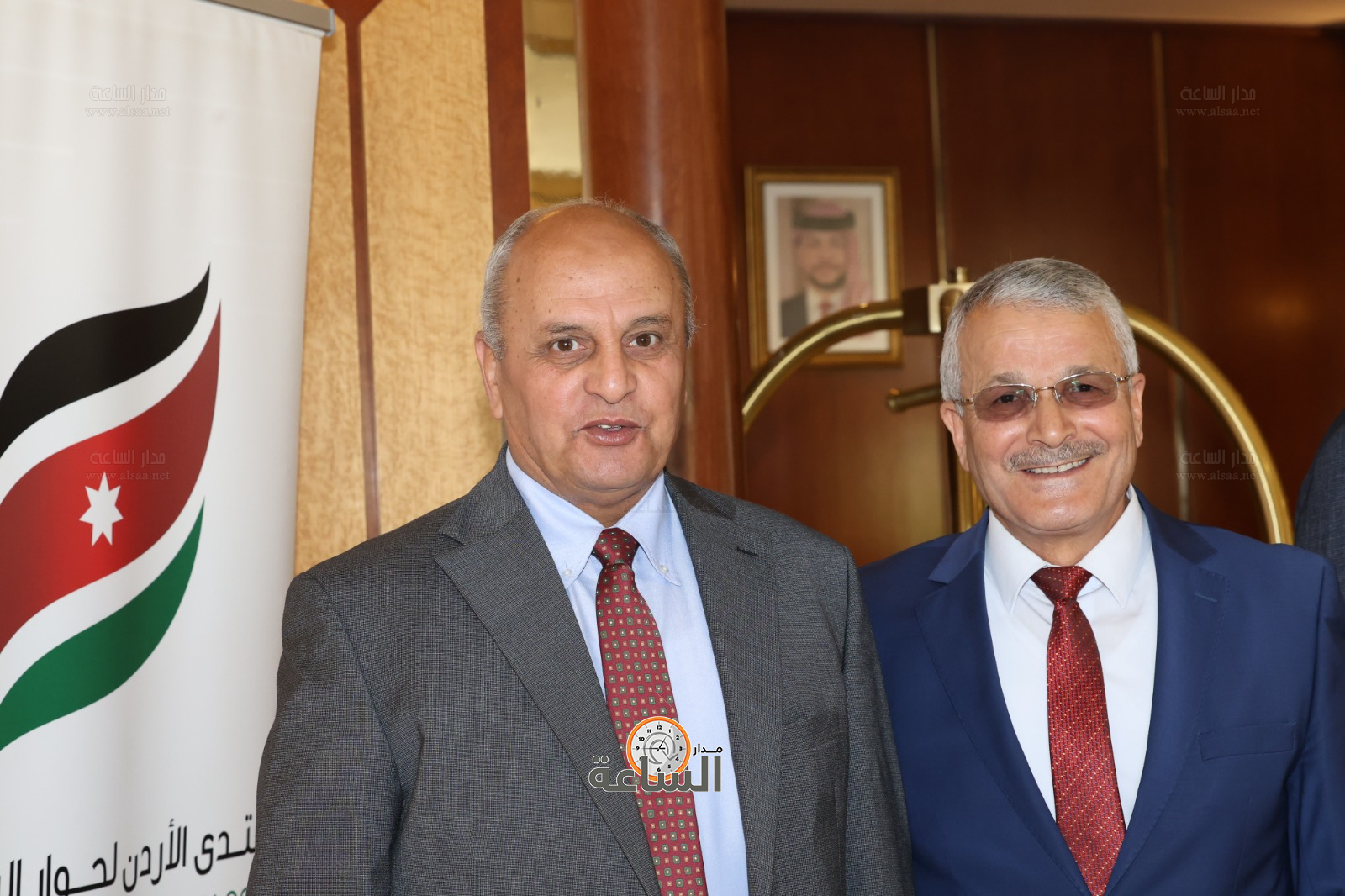 Madar Al-Saa Images 0.4714648654226885