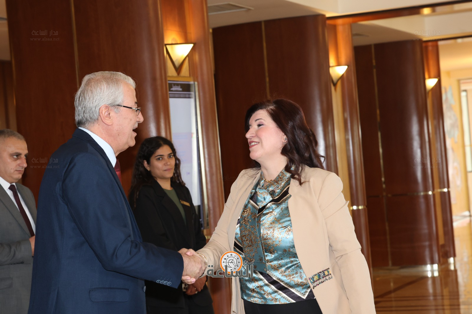 Madar Al-Saa Images 0.5567901087546978