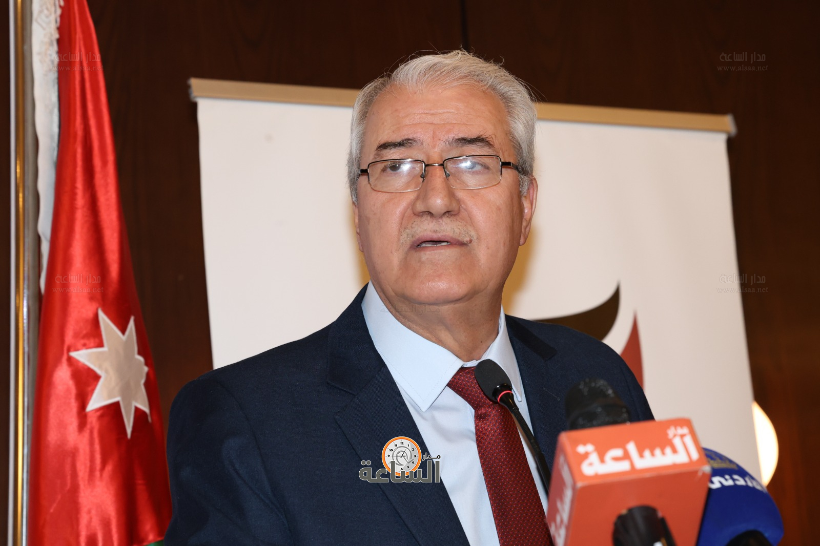 Madar Al-Saa Images 0.0857515546624793