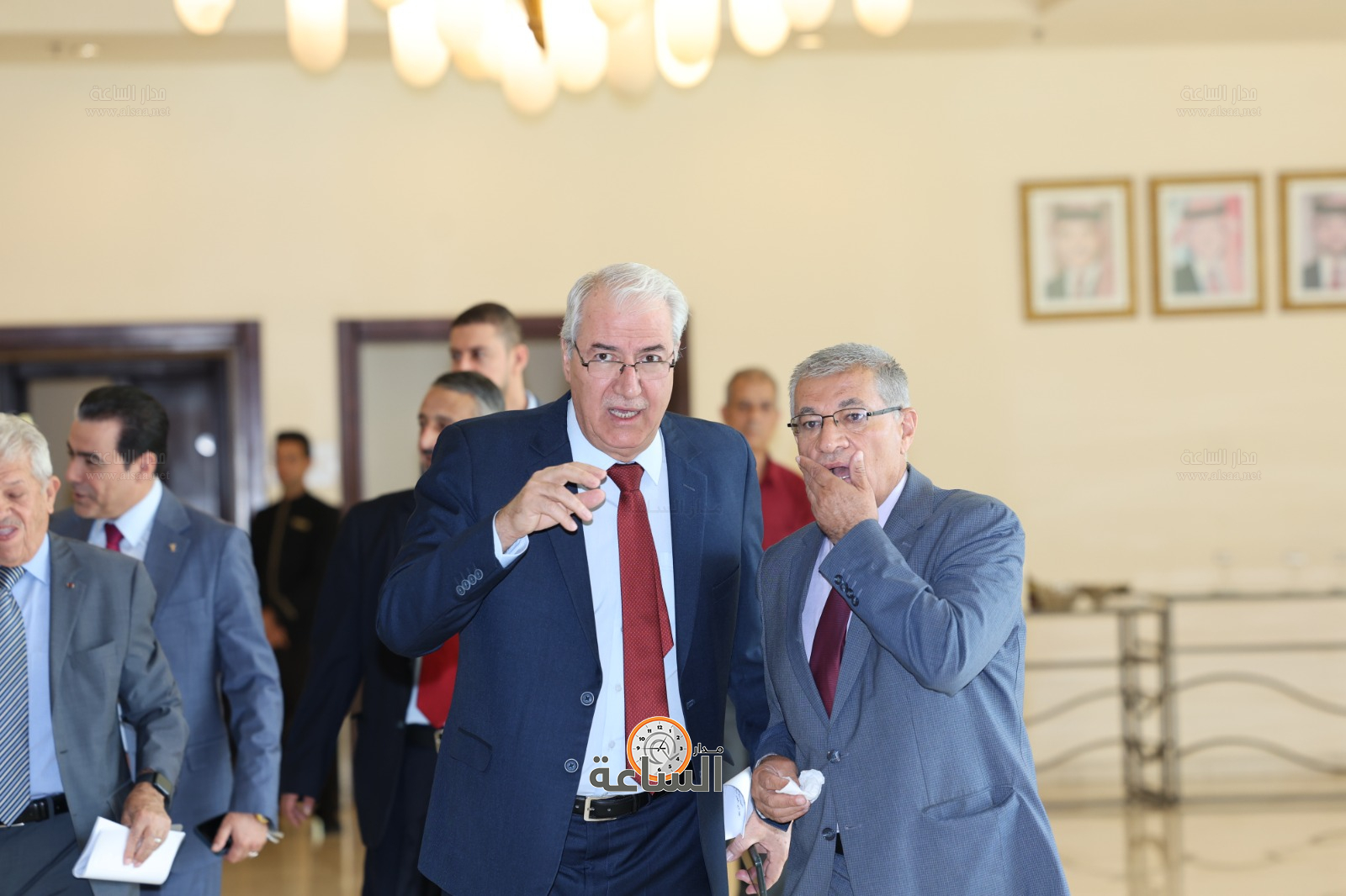 Madar Al-Saa Images 0.5598506659376147