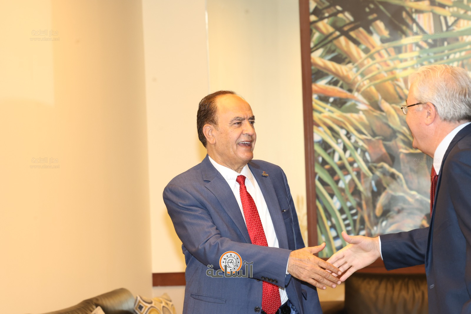 Madar Al-Saa Images 0.8795077971941737