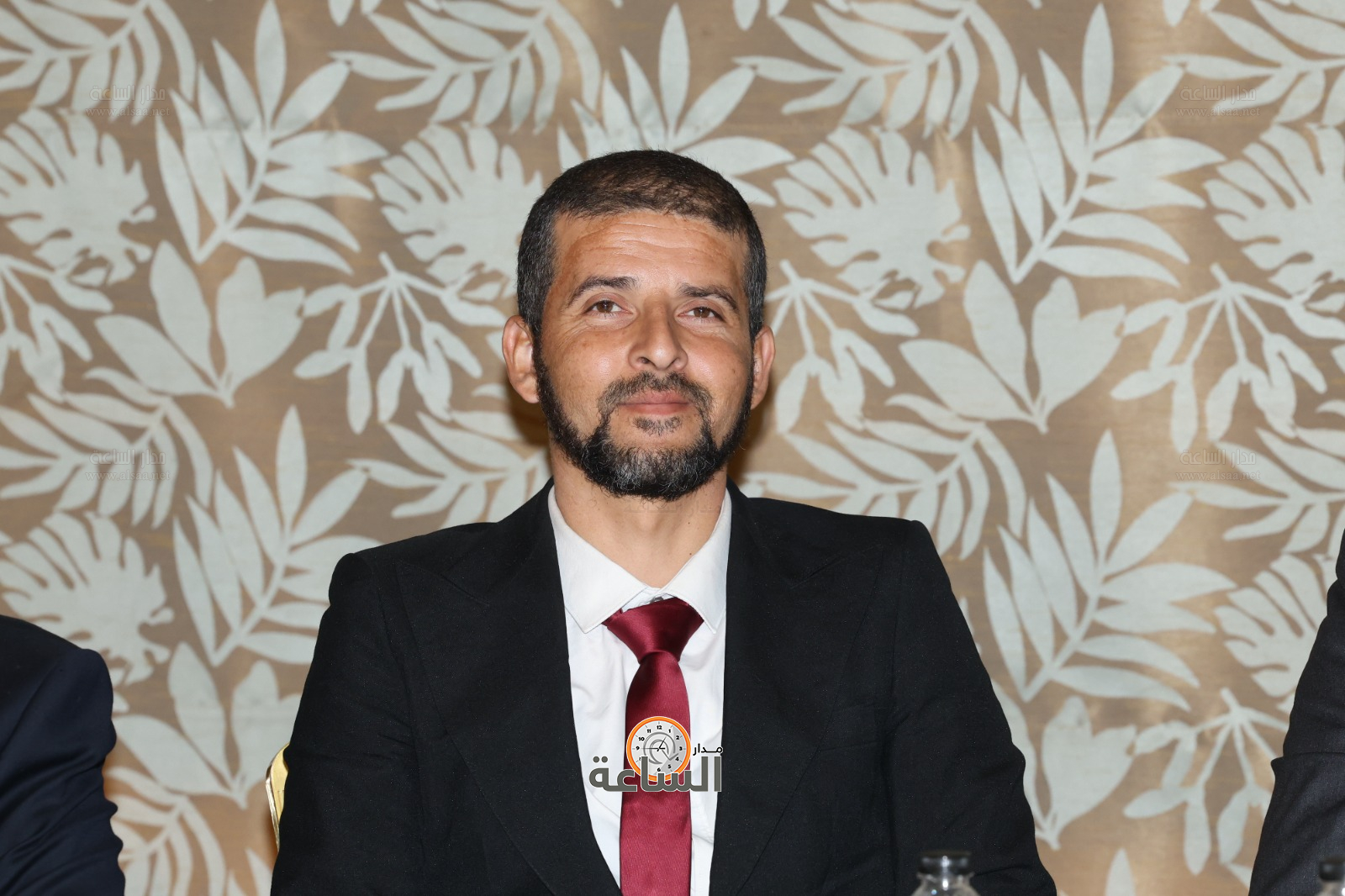 Madar Al-Saa Images 0.2561256105099097