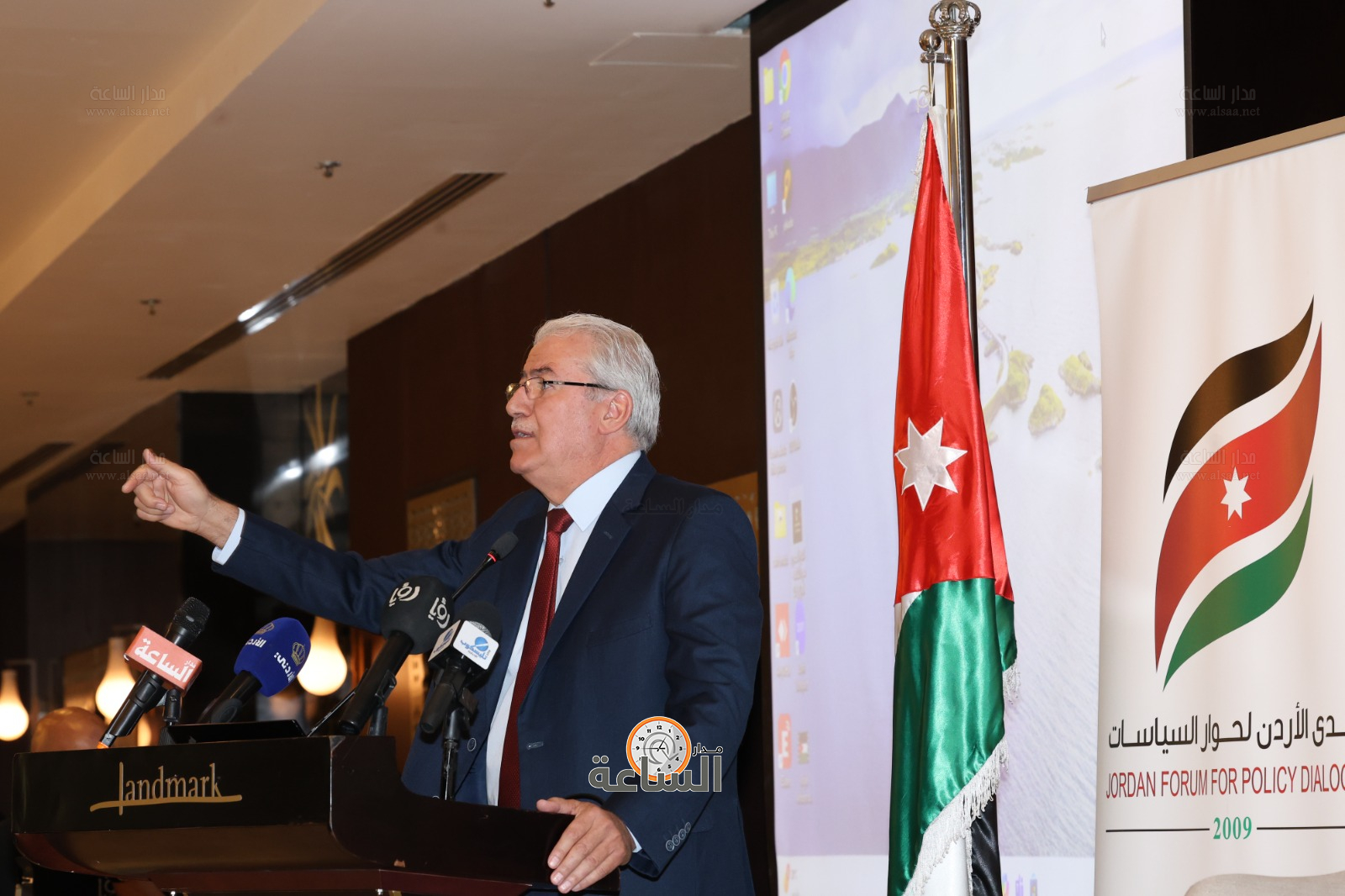 Madar Al-Saa Images 0.7613649213413071