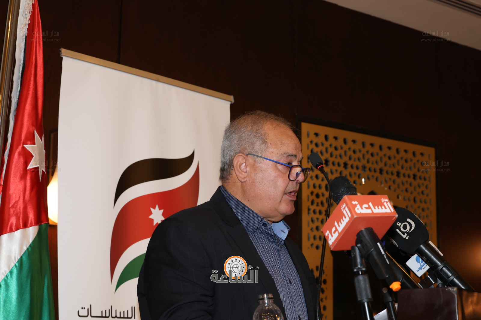 Madar Al-Saa Images 0.2939861087901503