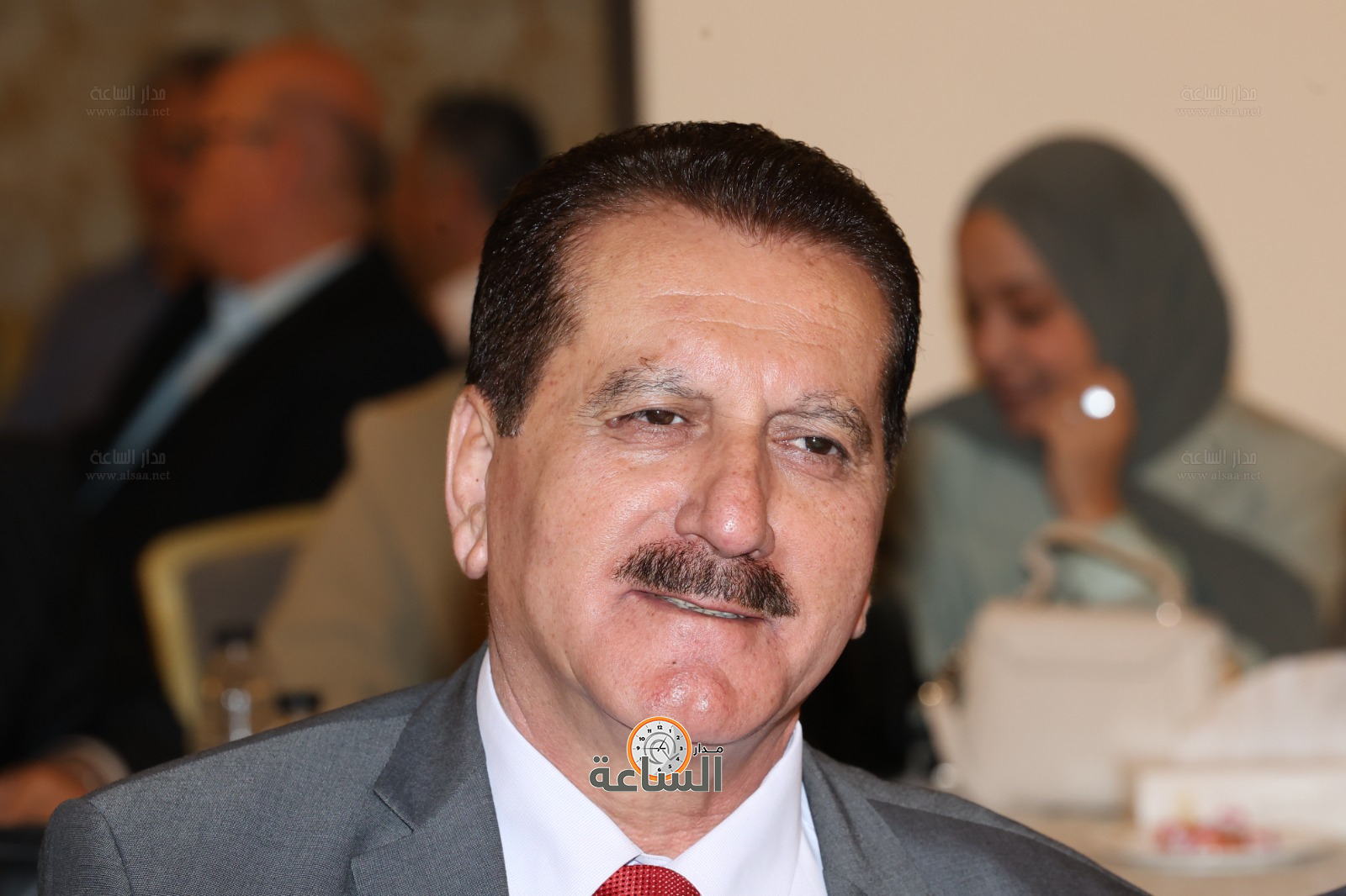 Madar Al-Saa Images 0.8882416573124889