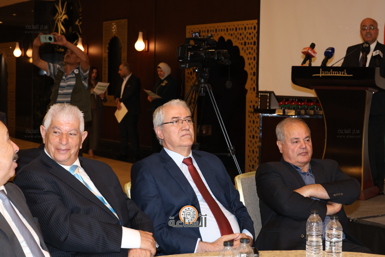 Madar Al-Saa Images 0.2098228718786358