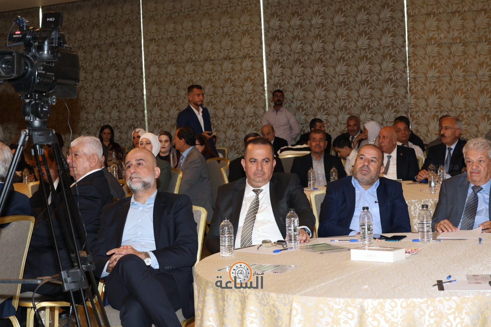 Madar Al-Saa Images 0.8334285285734593