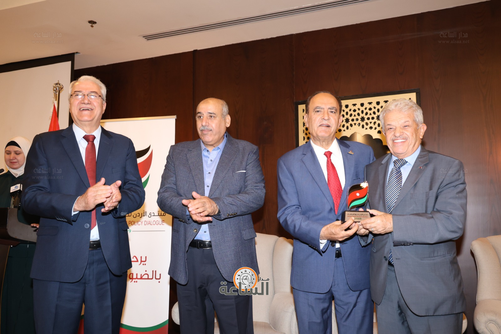 Madar Al-Saa Images 0.3060685665554975