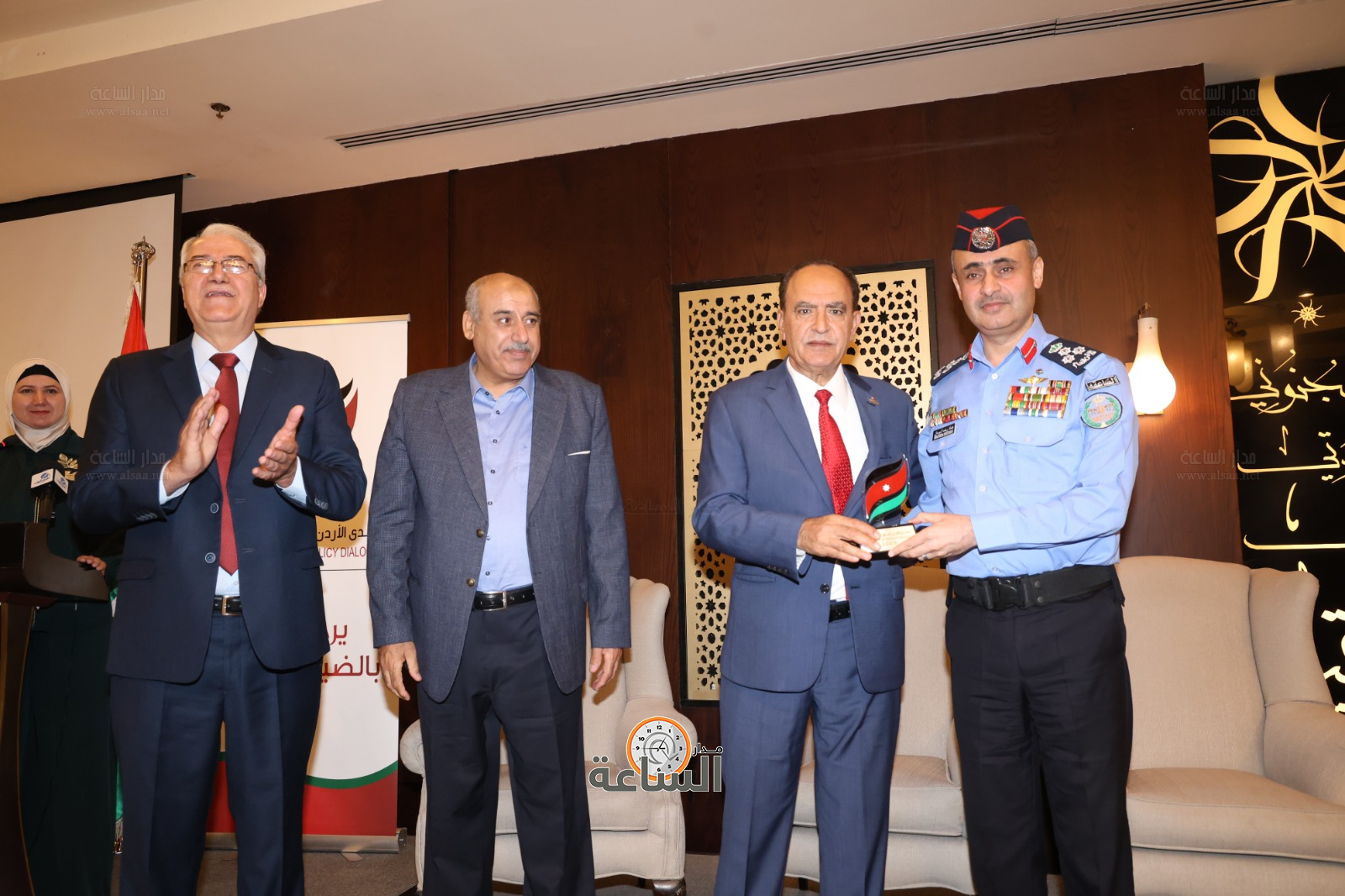 Madar Al-Saa Images 0.09065440345222764