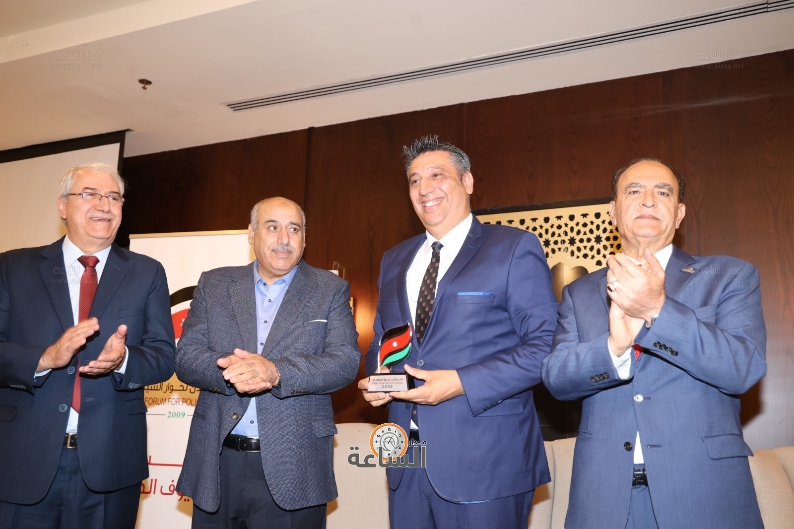 Madar Al-Saa Images 0.6827331379050786