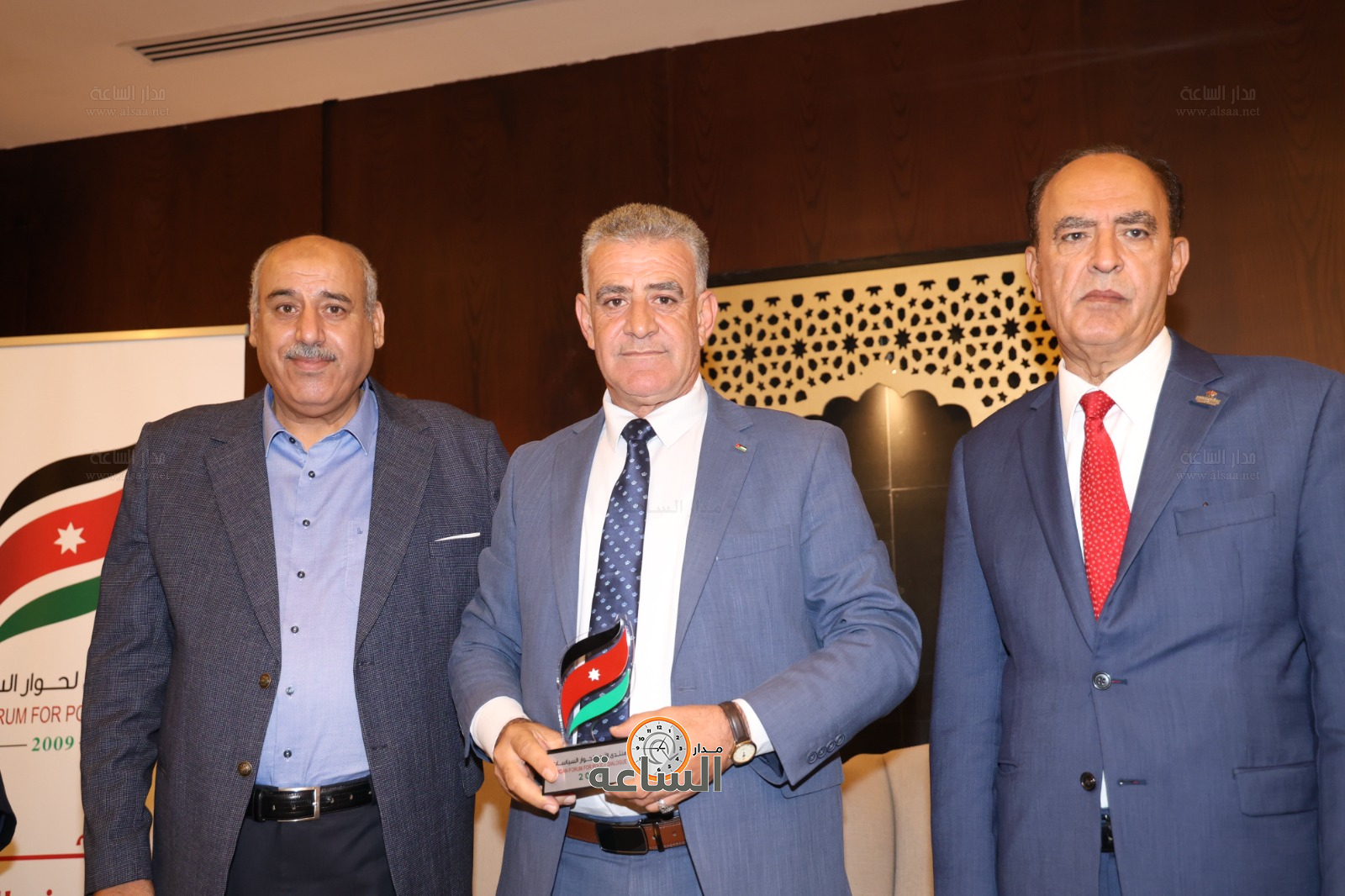 Madar Al-Saa Images 0.4733130380582028