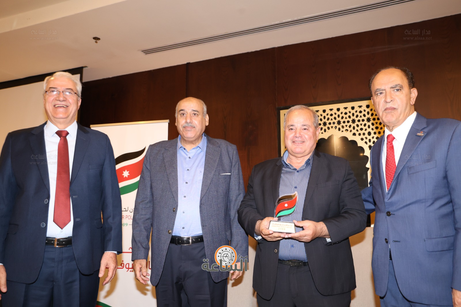 Madar Al-Saa Images 0.1050285084406749