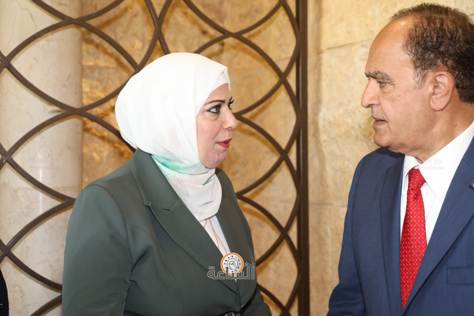 Madar Al-Saa Images 0.9894369973552471