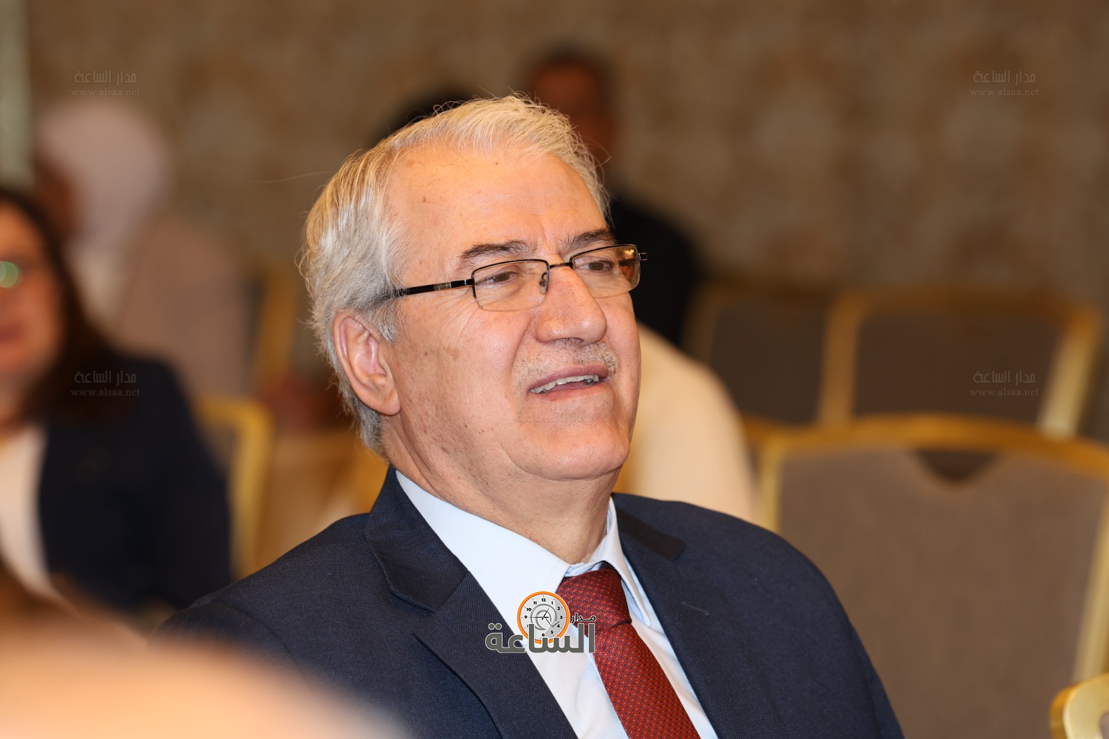 Madar Al-Saa Images 0.32764491050505085