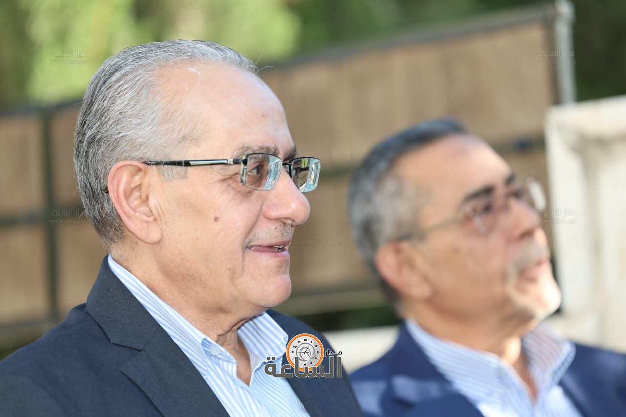 Madar Al-Saa Images 0.7465806639431488