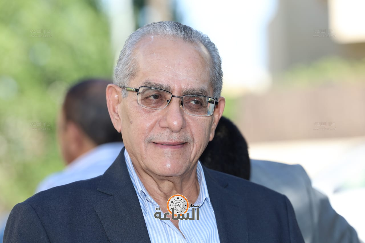 Madar Al-Saa Images 0.8924500229299478