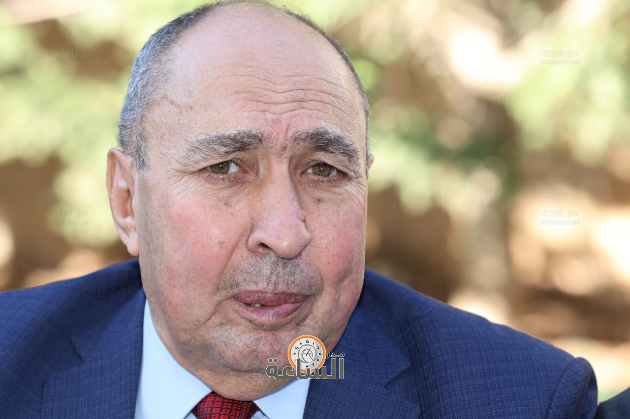 Madar Al-Saa Images 0.42597089787821685