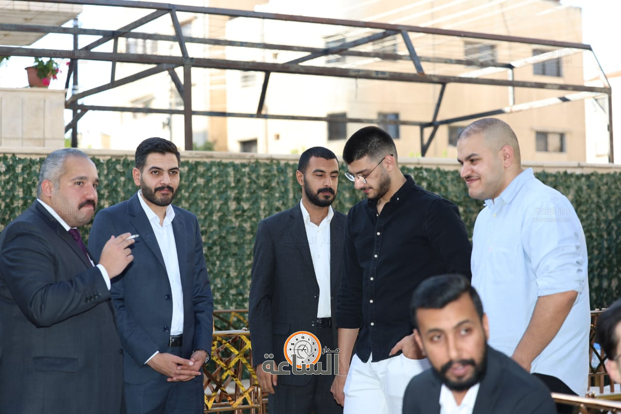 Madar Al-Saa Images 0.7257697376699318