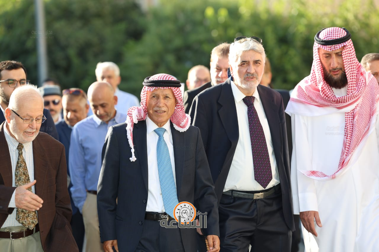 Madar Al-Saa Images 0.10995420227332575