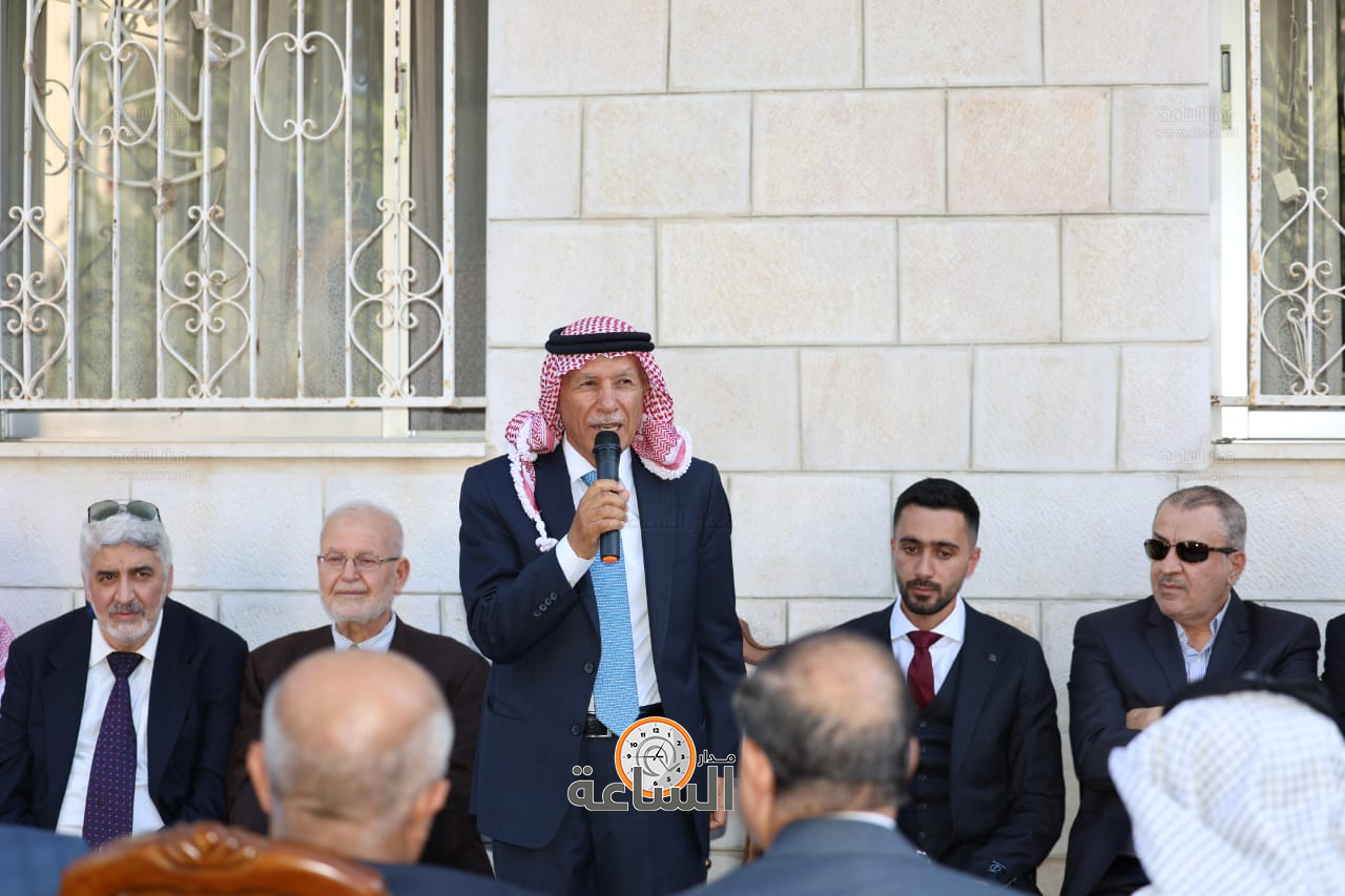 Madar Al-Saa Images 0.6569081430652738