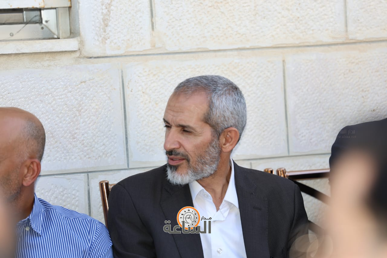 Madar Al-Saa Images 0.18436740132546514