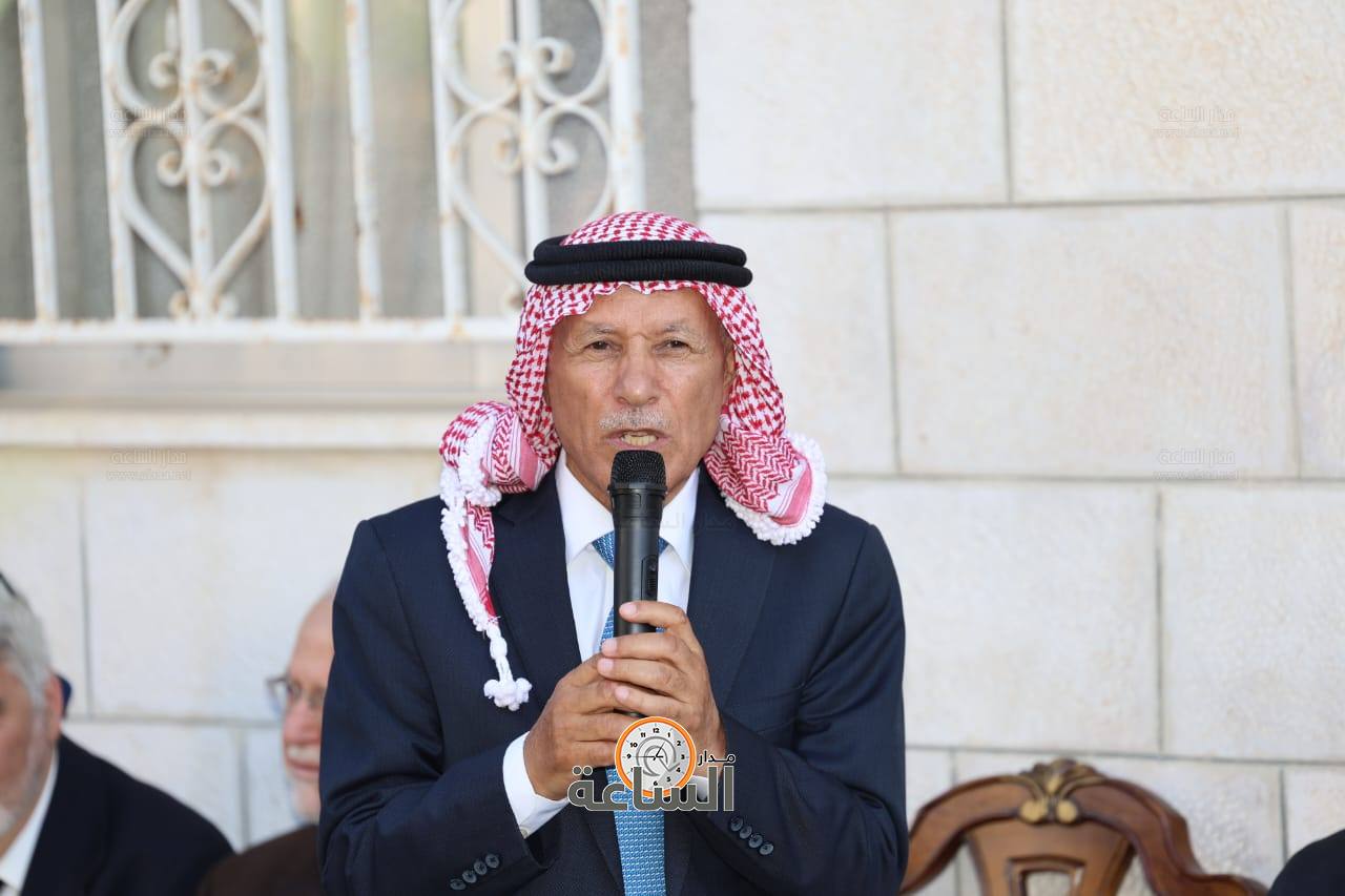 Madar Al-Saa Images 0.1767329712336202