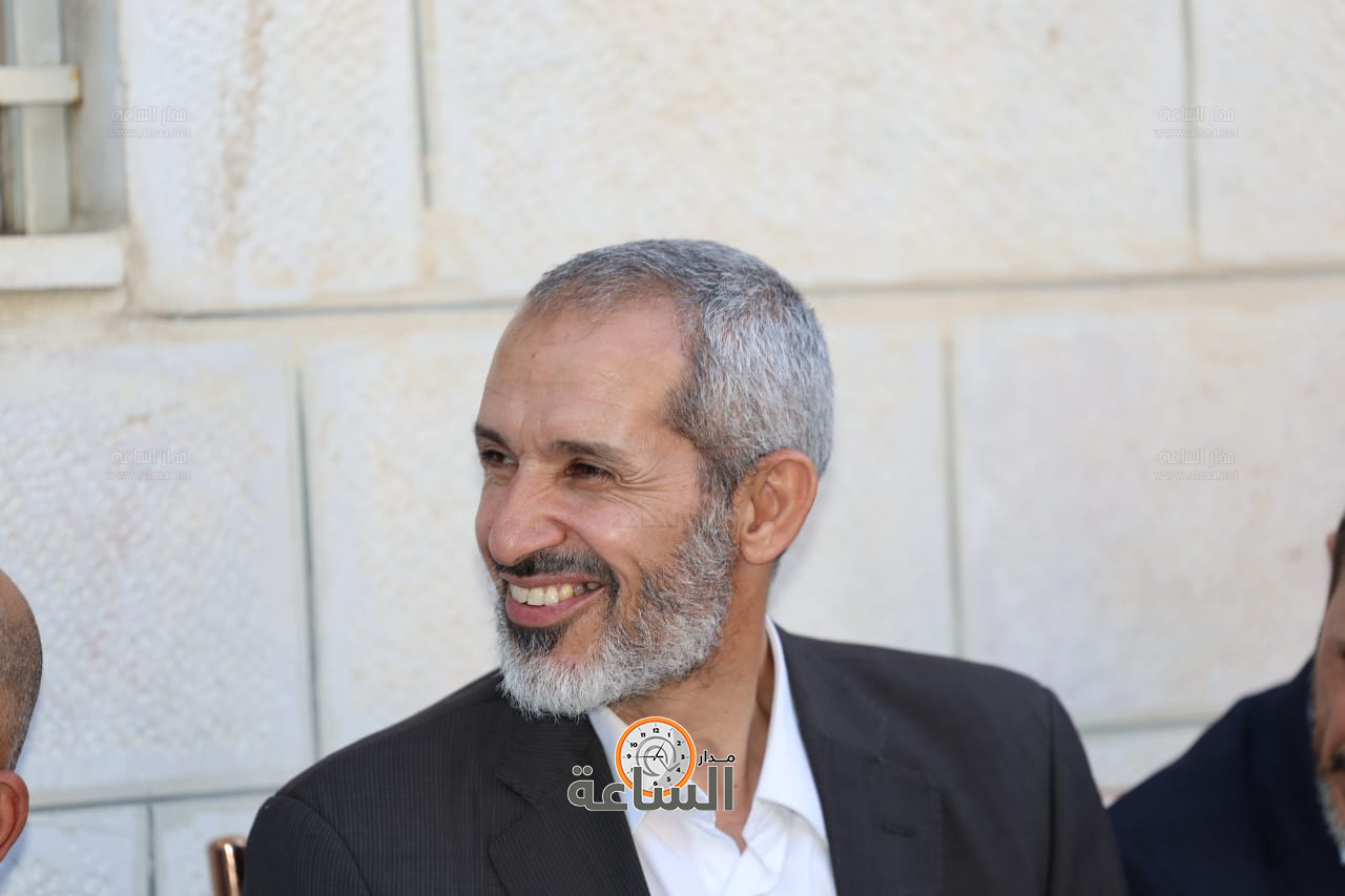 Madar Al-Saa Images 0.8250315252585254