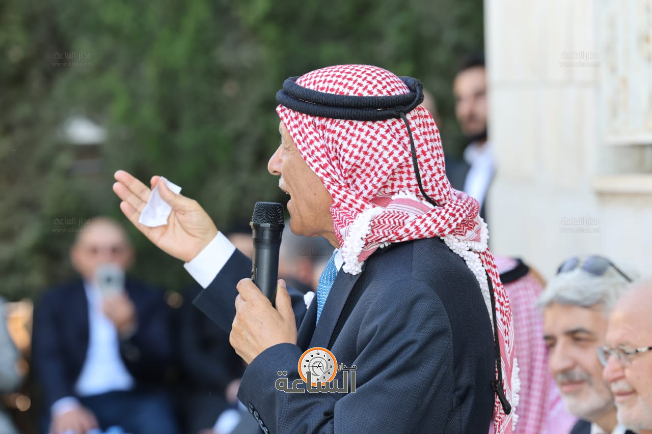 Madar Al-Saa Images 0.022043795957398804