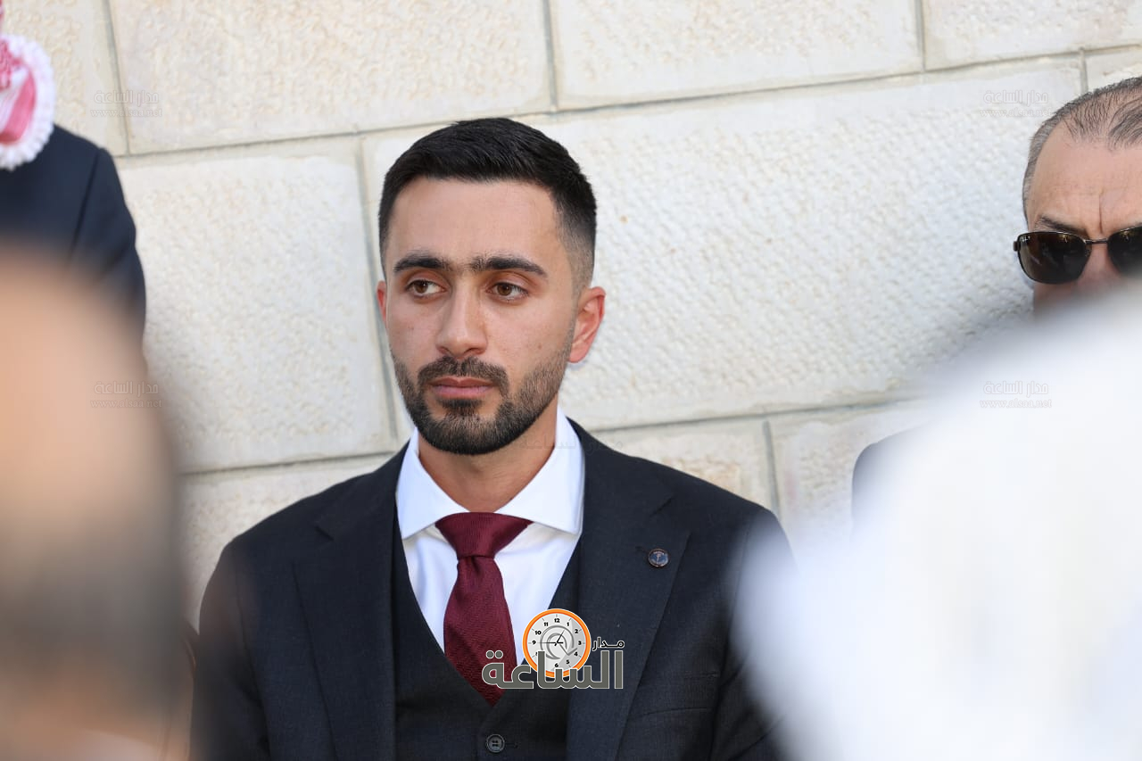 Madar Al-Saa Images 0.015752835648072172