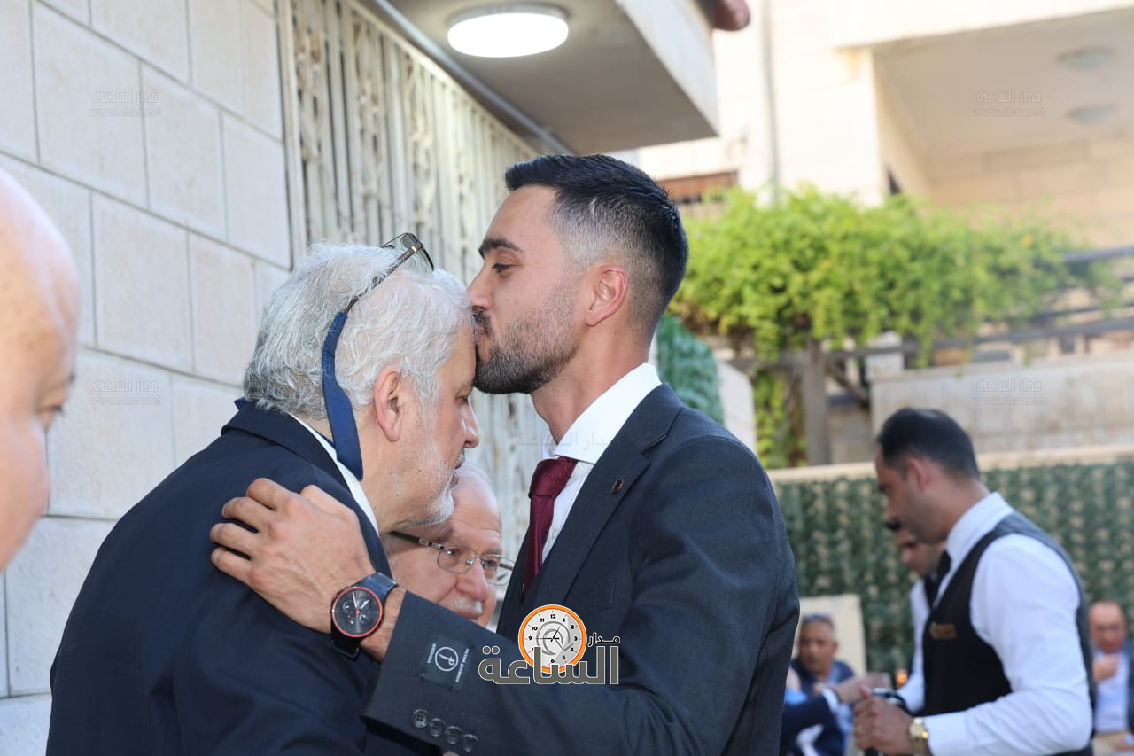 Madar Al-Saa Images 0.831011377540155