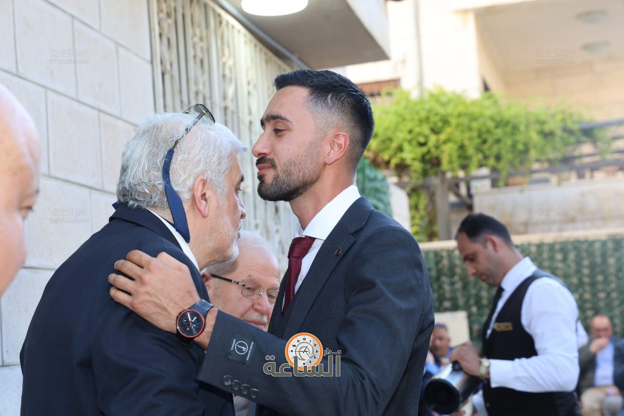 Madar Al-Saa Images 0.7710715421234882