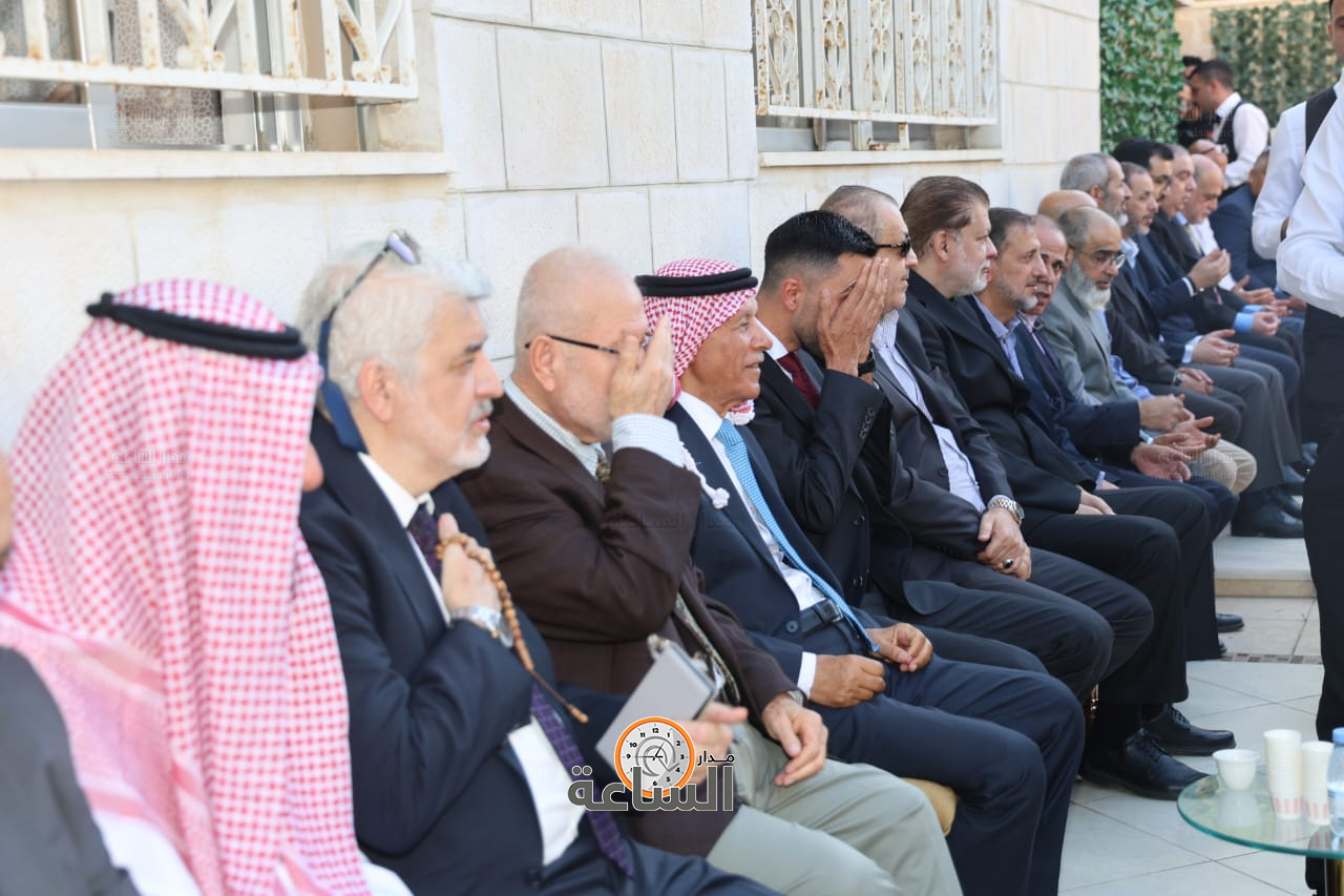 Madar Al-Saa Images 0.4347864978917255