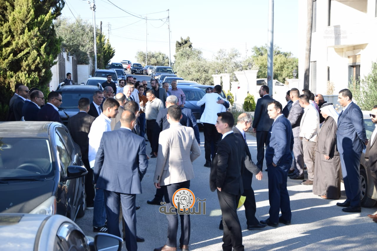 Madar Al-Saa Images 0.9114396081370314