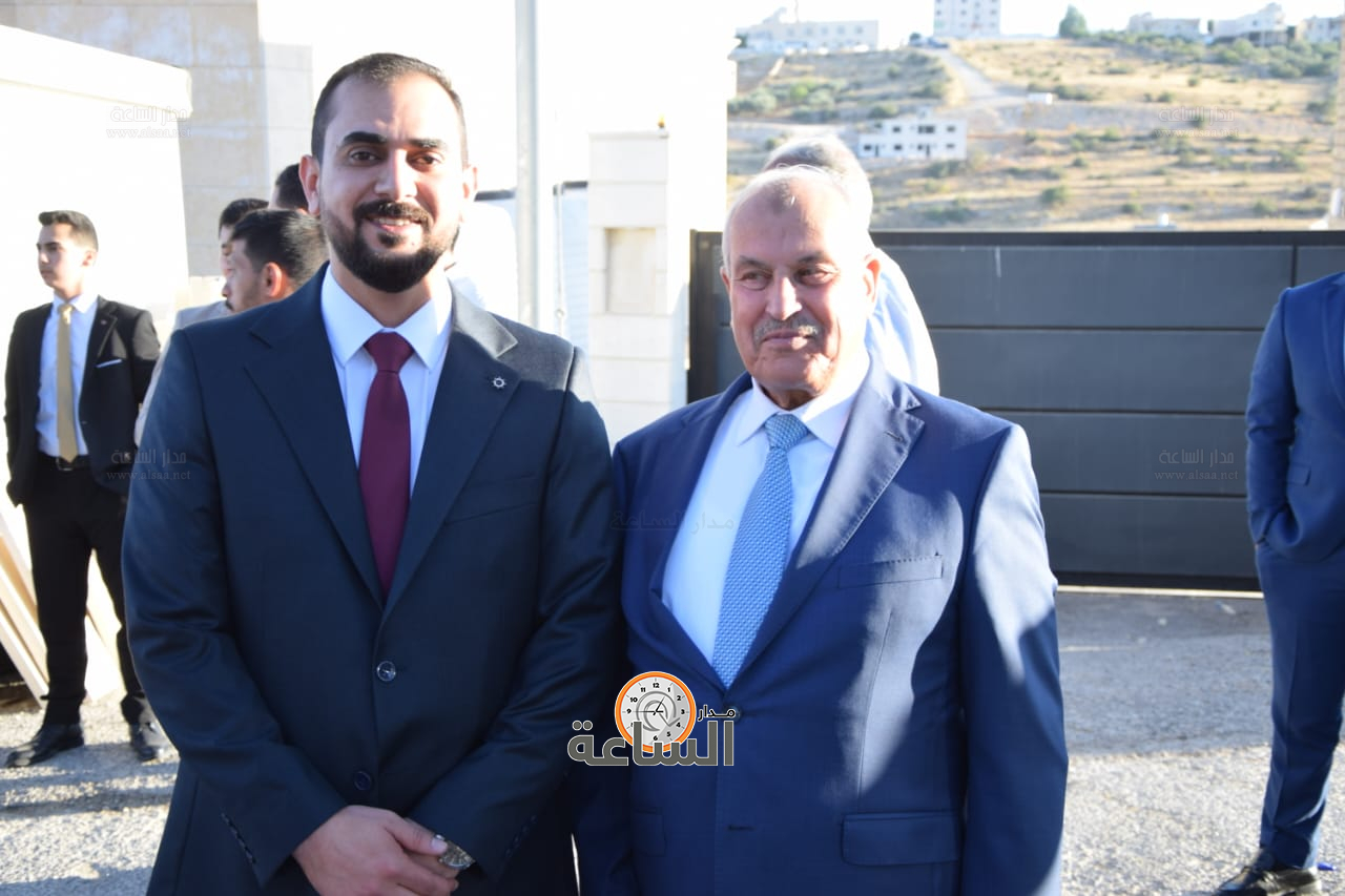 Madar Al-Saa Images 0.22768181607534