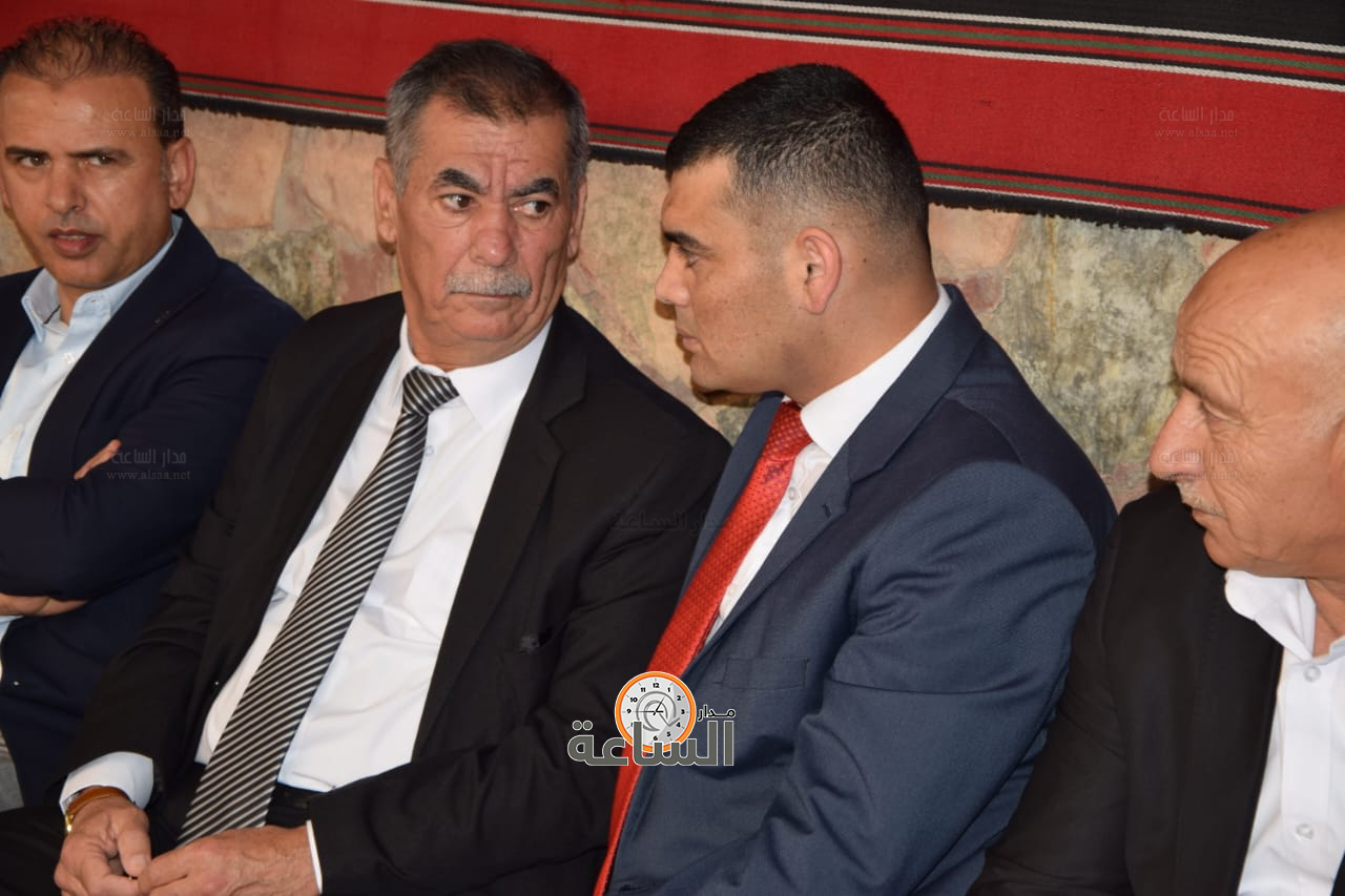 Madar Al-Saa Images 0.3204276388176469