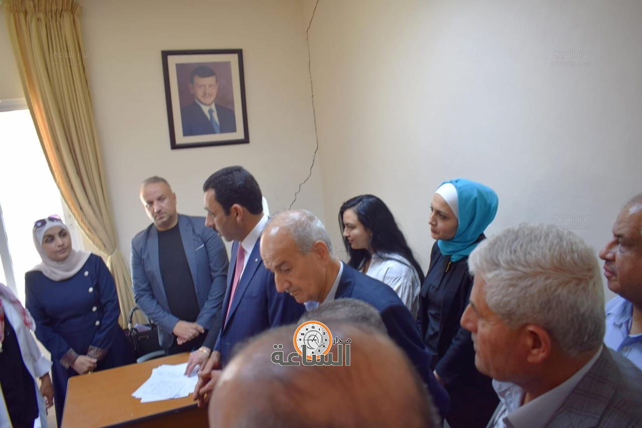 Madar Al-Saa Images 0.20282760875694172