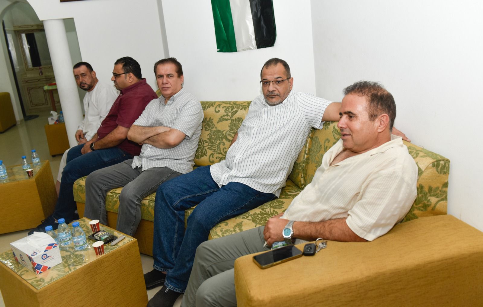 Madar Al-Saa Images 0.36989710535712816