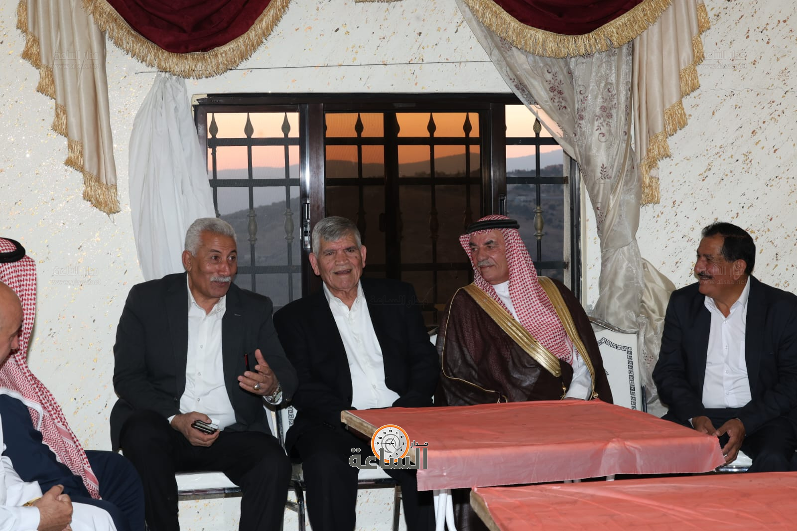 Madar Al-Saa Images 0.8572317064753296