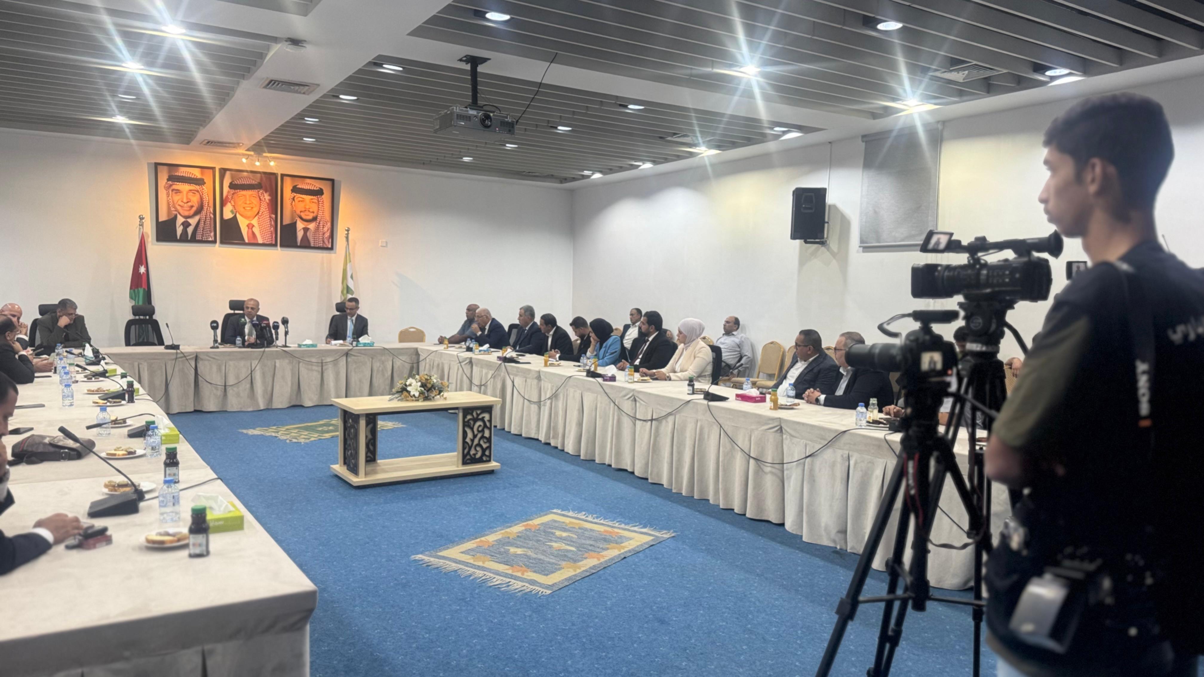 Madar Al-Saa Images 0.45705164594734615