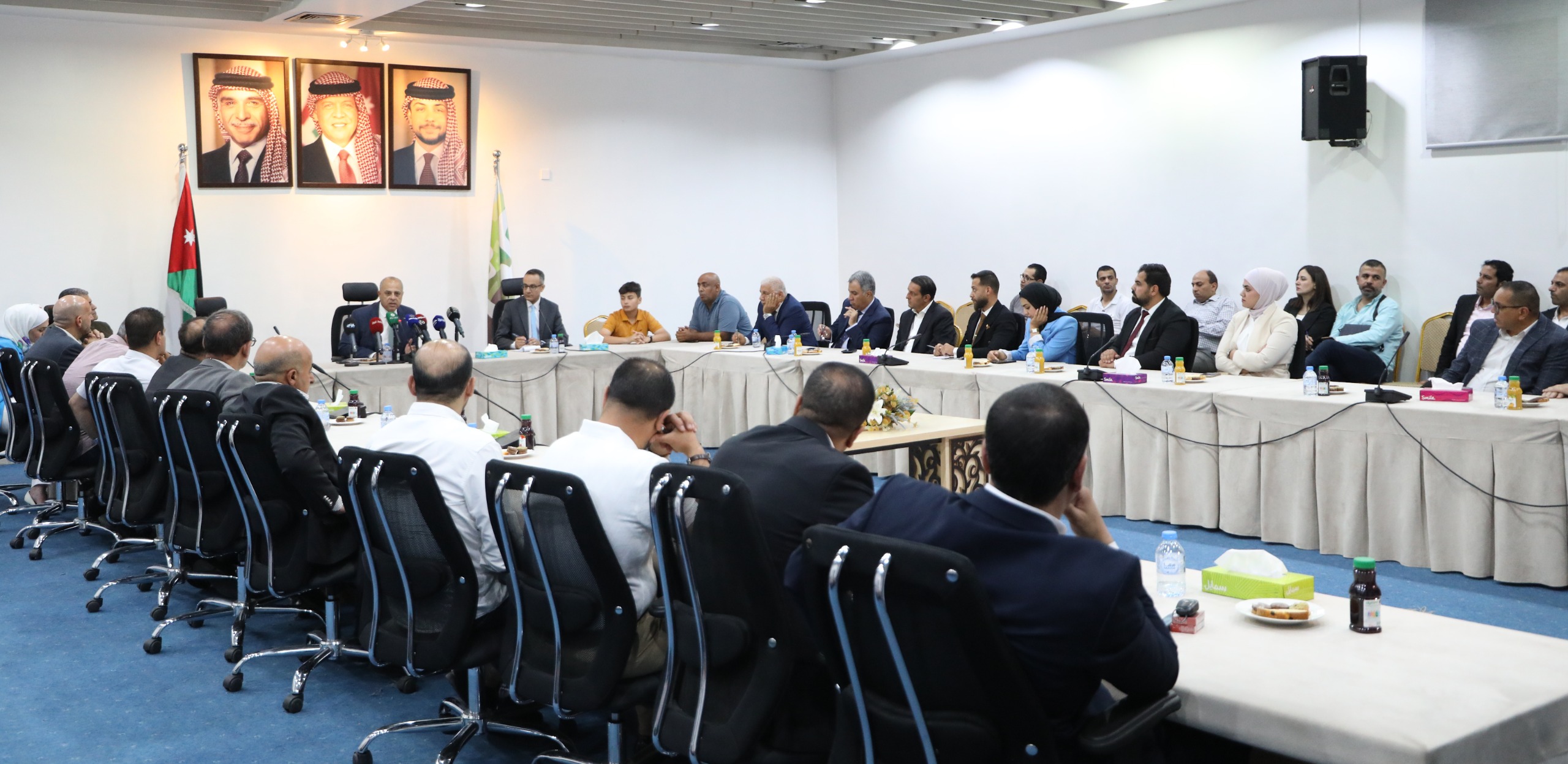 Madar Al-Saa Images 0.7818448506639301