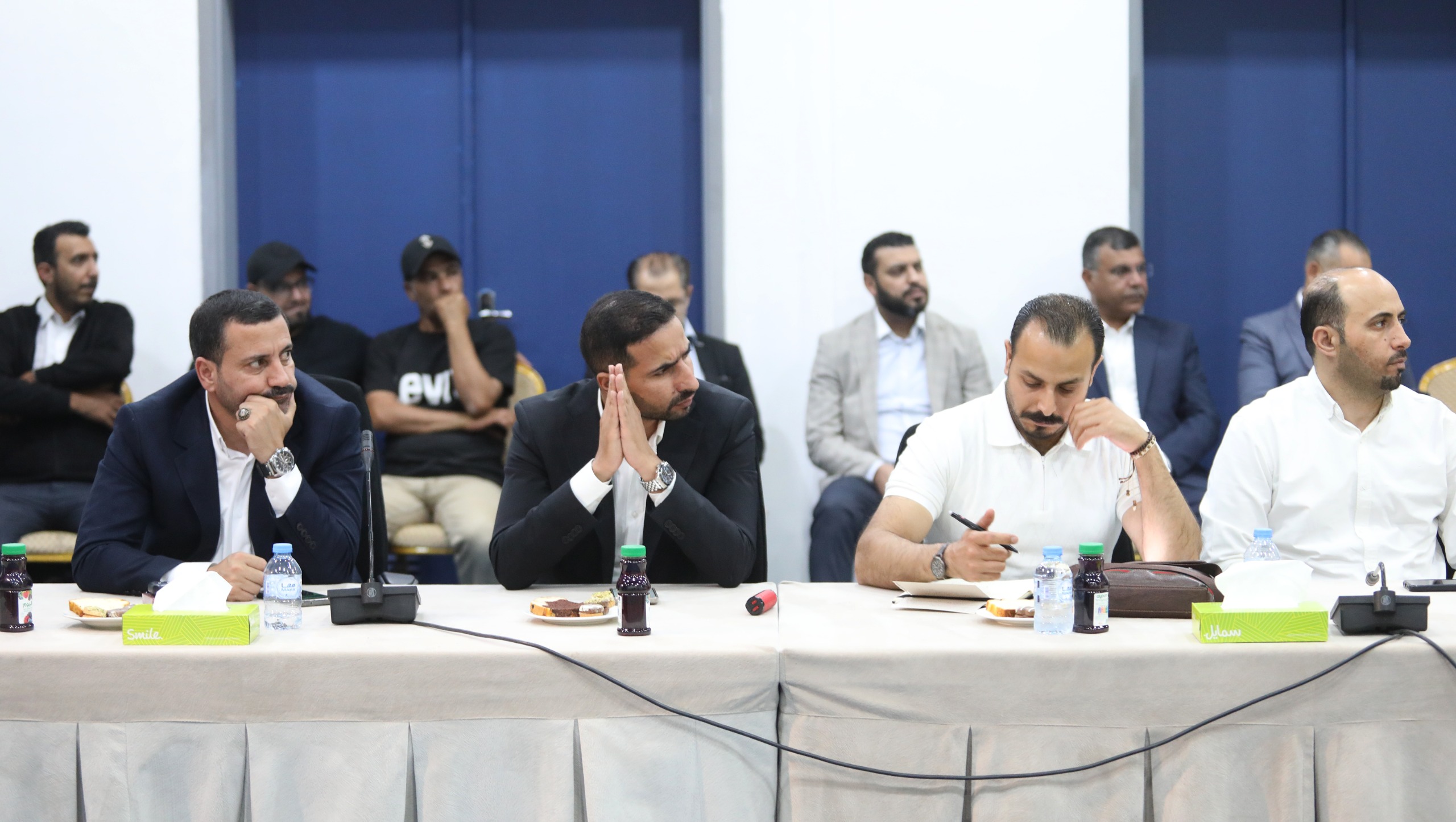 Madar Al-Saa Images 0.7036266685563849