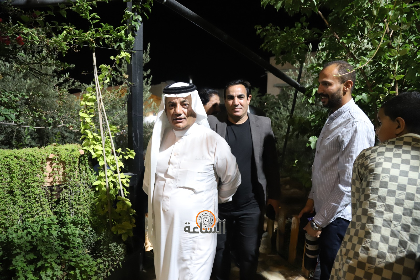 Madar Al-Saa Images 0.9282787423803398