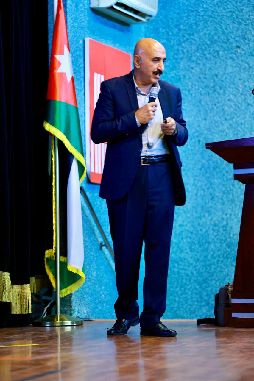 Madar Al-Saa Images 0.018572187093357728