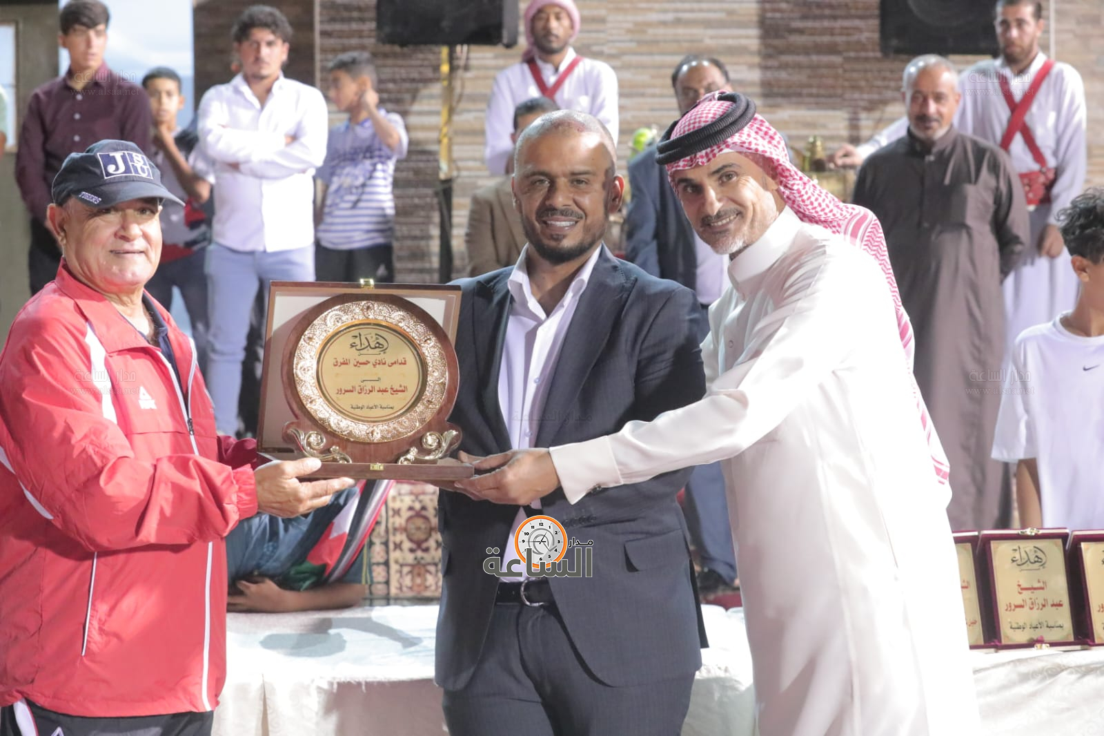 Madar Al-Saa Images 0.46259583645199365